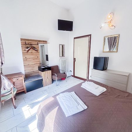Villa Giove Rooms Prato  Dış mekan fotoğraf