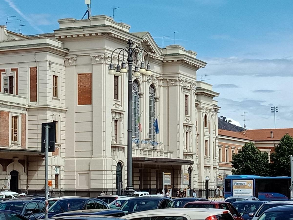 Villa Giove Rooms Prato  Dış mekan fotoğraf